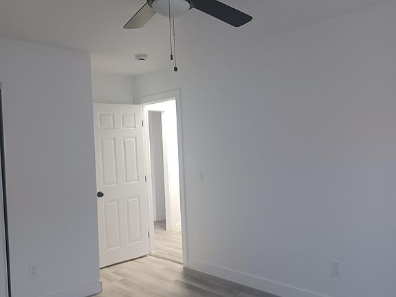4th image of 26674 Ward St APT 14
