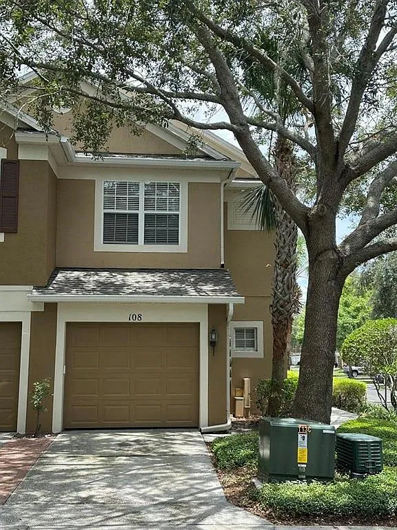 3 bed, 2.5 bath, 1665 sqft, $2,500 — Photo 1