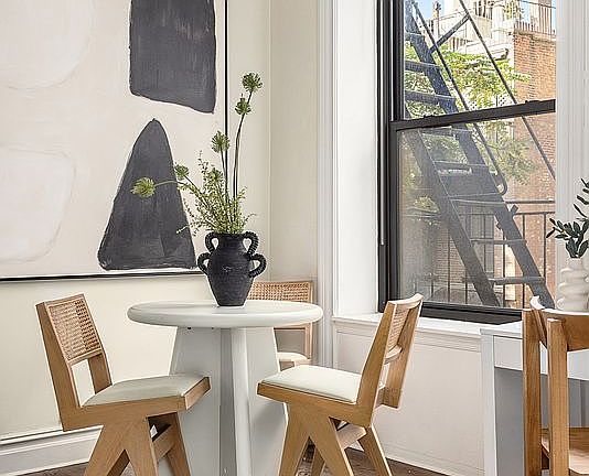 5th image of 55 E 65th St APT 4B