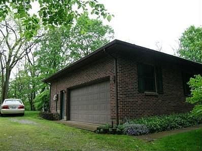 2nd image of 428 Aullwood Rd