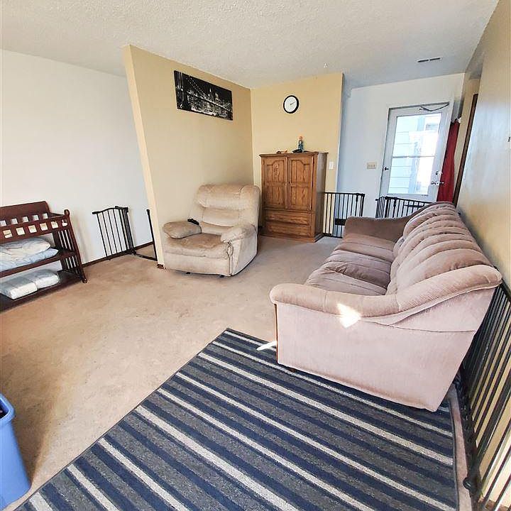 1223 Sweetwater Rd, Douglas, WY 82633 Zillow