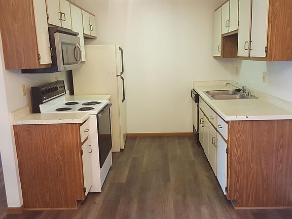 2nd image of 1351 W Edgerton Ave