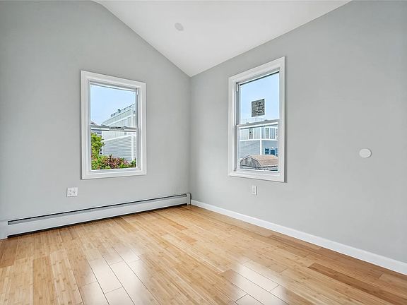 4th image of 339 Beach 43 St