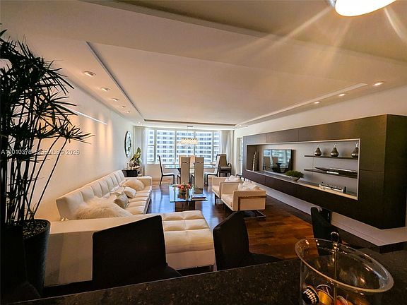 5th image of 5600 Collins Ave APT 9E