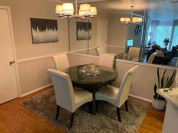 2nd image of 304 Country Park Dr SE