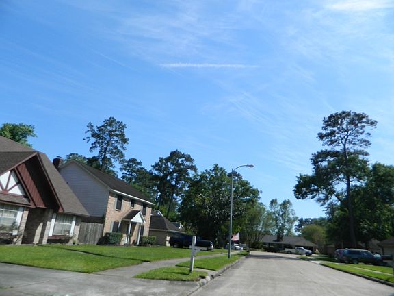 5th image of 7614 Pin Oak Dr