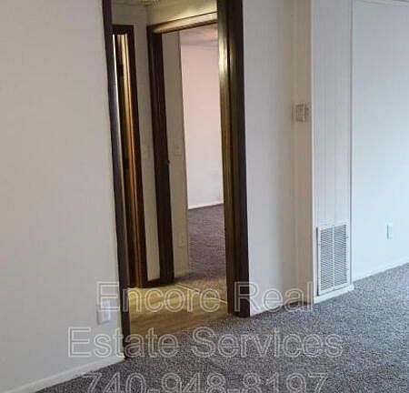 4th image of 881 N 21st St