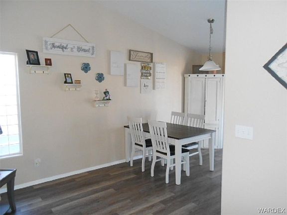 4th image of 2613 Emerson Ave