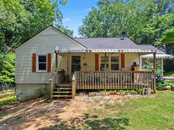 127 White St, Tallapoosa, GA 30176