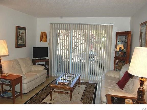 Another view of the living room.