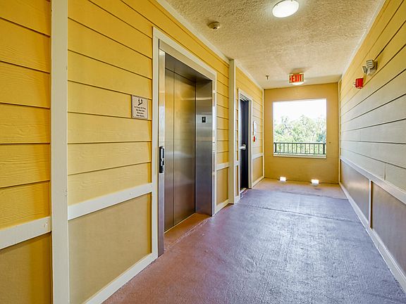 4th image of 8539 W Gate Pkwy Unit 9404