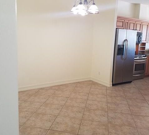 2nd image of 932 SW 48th Ter
