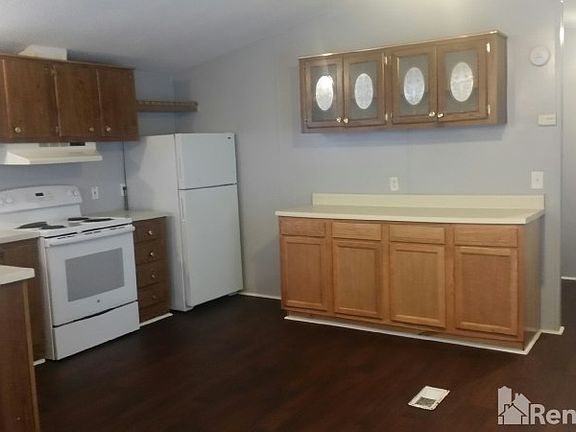 2nd image of 355 Malibu Dr