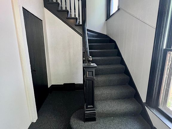 3rd image of 74 Washington St #3
