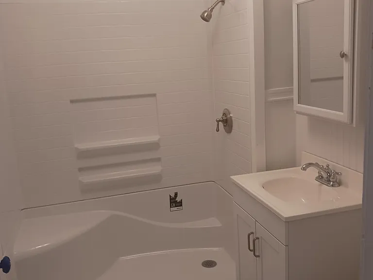 387 Main St #202 — Photo 4