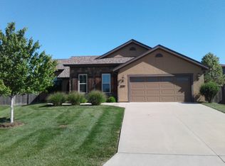 809 April Rain Rd, Lawrence, KS 66049