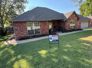 3751 Country Club Rd, Duncan, OK 73533