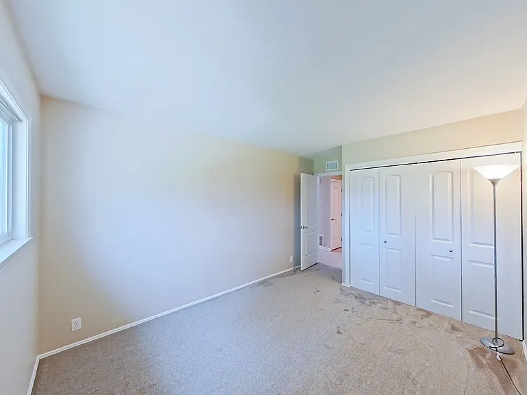 25152 Northrup Dr — Photo 13