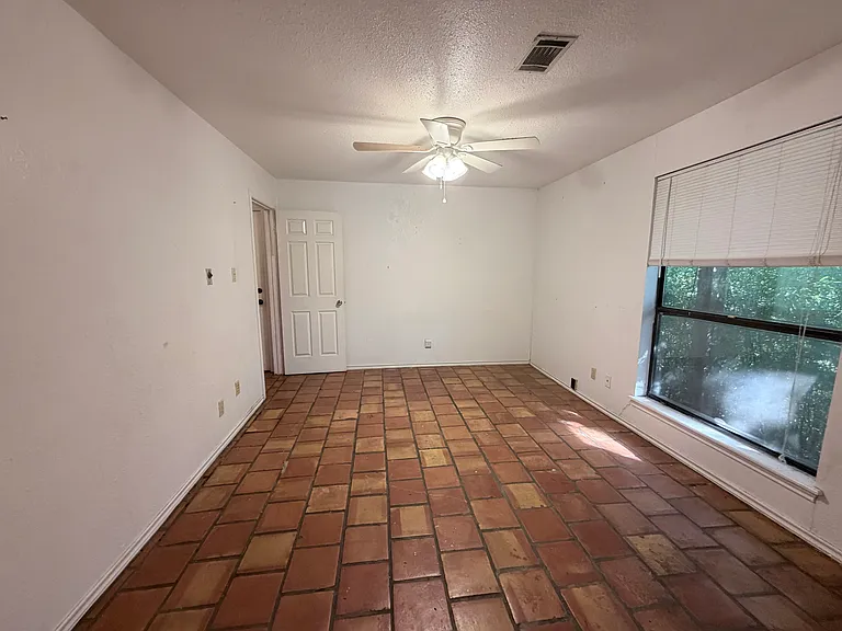 811 Furman Ave — Photo 10