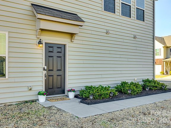 3rd image of 5373 Orchid Bloom Dr
