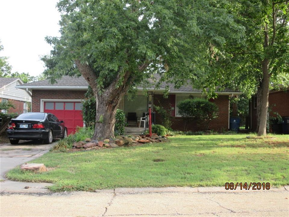 2nd image of 1801 Churchill Way
