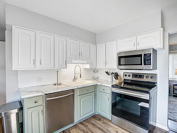 5th image of 6039 Bearcat Dr