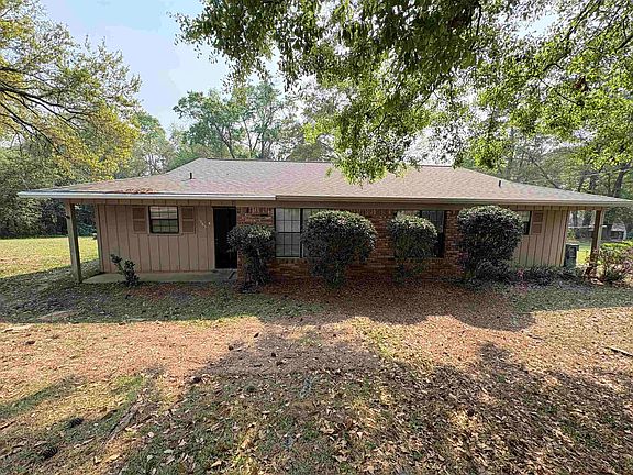 2nd image of 2063 Admiral Ct