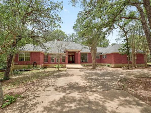 286 Arbors Cir, Elgin, TX 78621