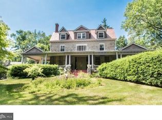 425 Greenwood Ave, Wyncote, PA 19095