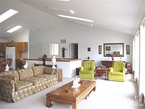 Very Open Great Room..