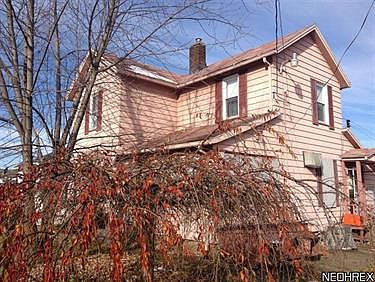 2nd image of 2924 Eddie St