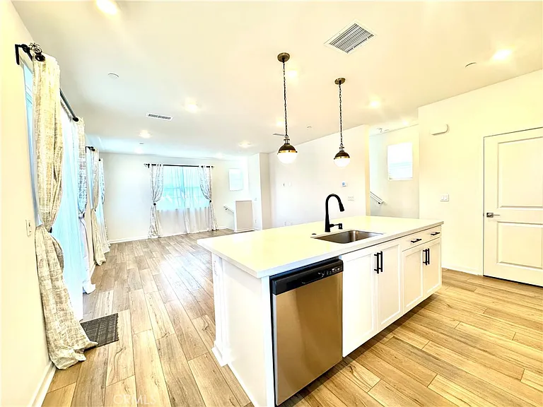 4422 S Bryan Paseo — Photo 7