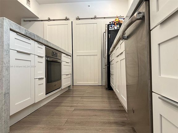 3rd image of 2965 NE 185th St APT 1504