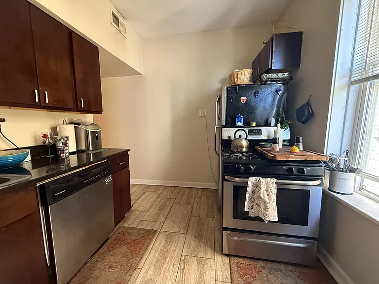 1538 W Birchwood Ave #2 — Photo 6