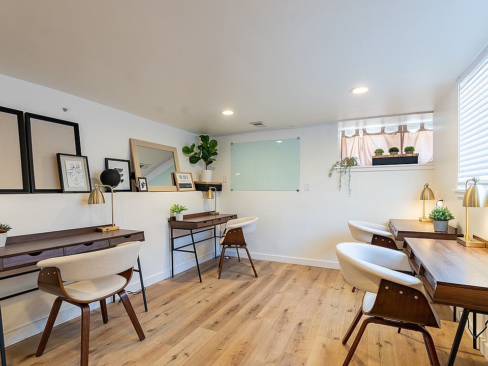 Spacious and quiet study room