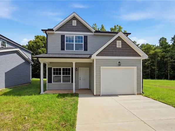 460 Sanford Ave, Mocksville, NC 27028