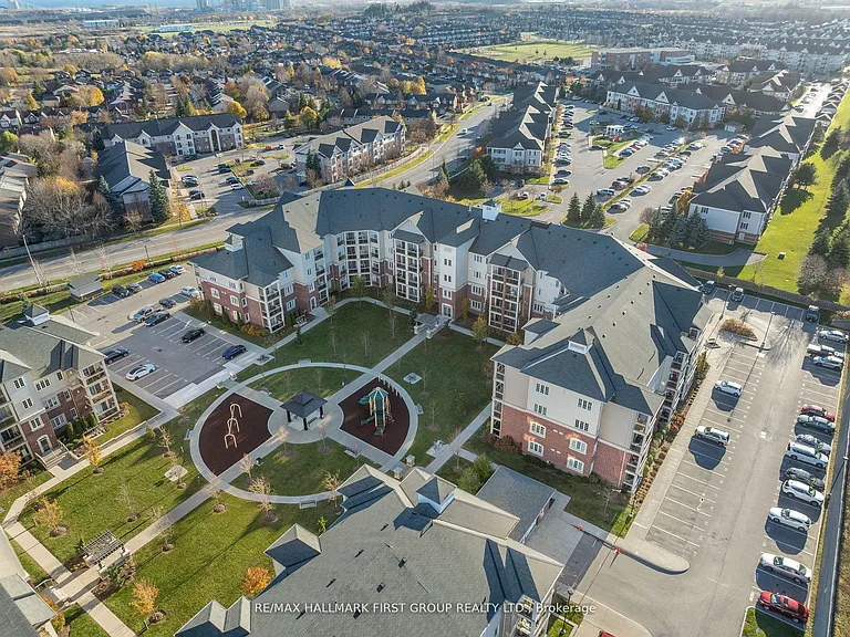 84 Aspen Springs Dr #201 — Photo 42