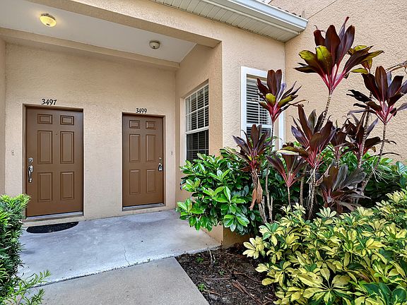 3rd image of 3499 Parkridge Cir