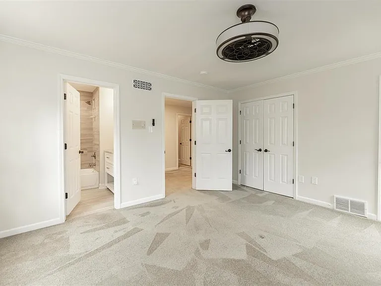 8441 Dogwood Rd — Photo 7