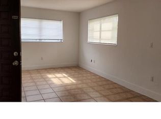 300 NE 143rd St #304, Miami, FL 33161