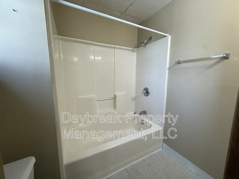 719 Richwood Rd #10 — Photo 9