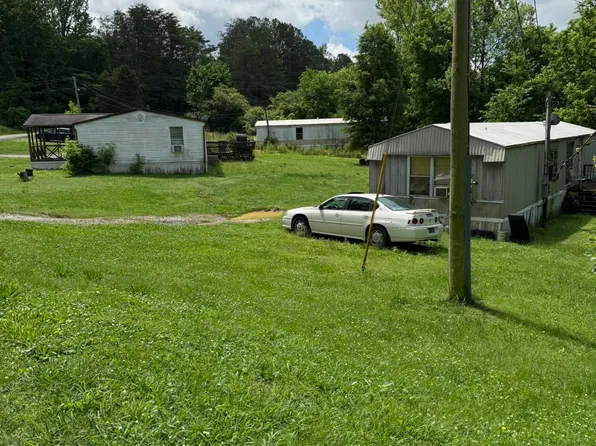 3461-3507 Pearly Smith Rd, Louisville, TN 37777