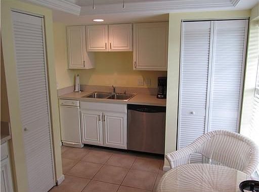 5th image of 18570 SE Wood Haven Ln APT C