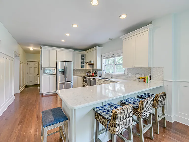 11 Murray Pl — Photo 8