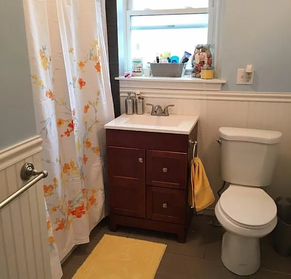 11 Quint Ave #2 — Photo 5