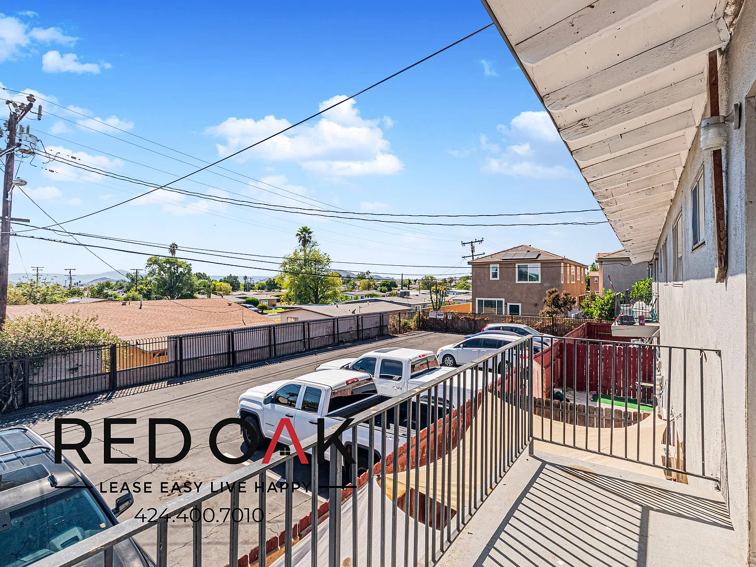 ~Low Deposit~ Fantastic Two Bedroom With Balcony And Included Parking ~ In Rialto! — Photo 3
