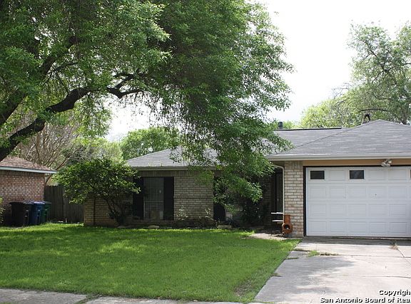2nd image of 13515 Larkbrook St