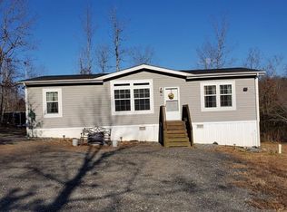 68 Trent Ln, Cumberland, VA 23040