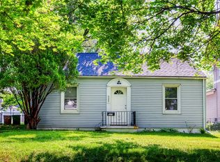 525 7th St, West Des Moines, IA 50265