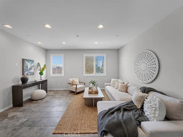 1514 W Artesia Sq APT I, Gardena, CA 90248